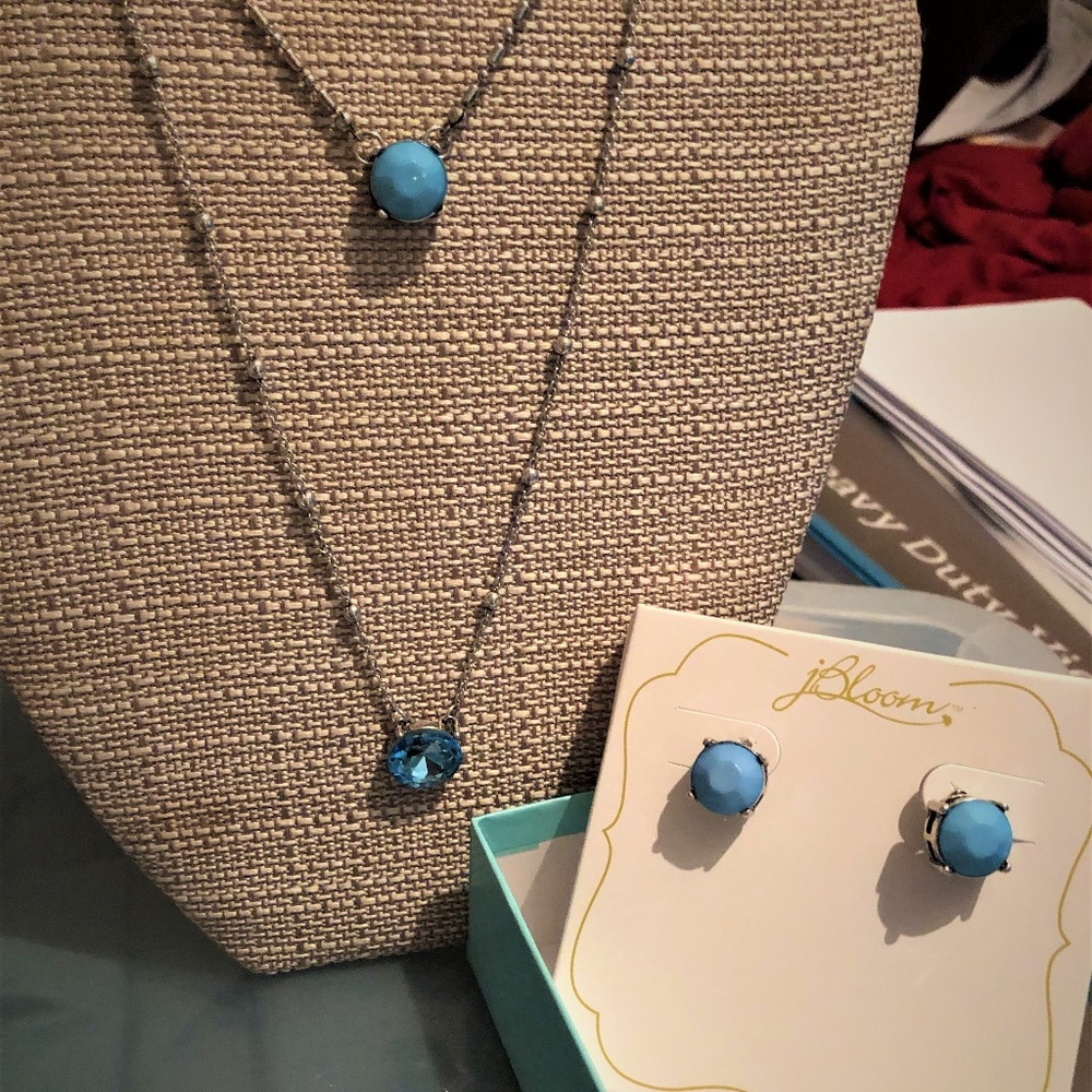 jBloom Necklace with matching Earrings-